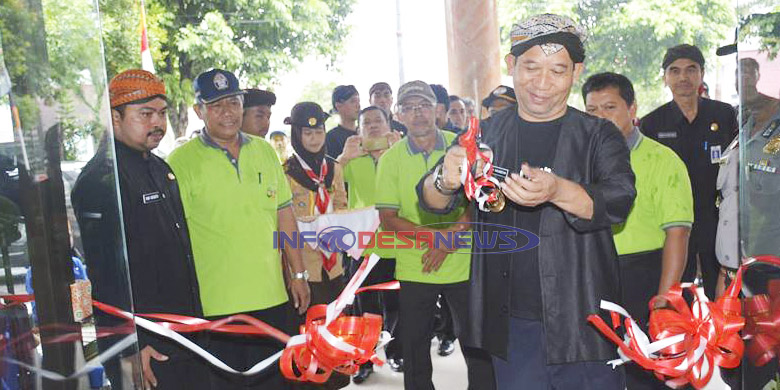 Bupati Husein Resmikan Gedung SMK N 2 Purwokerto
