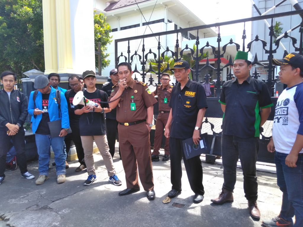 Ratusan Demonstran Gelorakan Hukum Berat Sindikat Narkoba