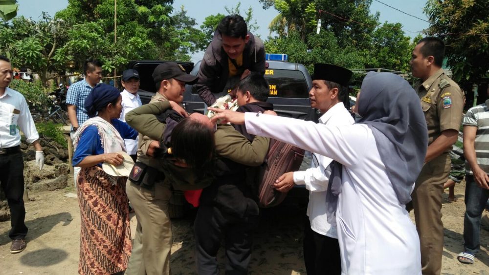 Korban Keracunan Terus Bertambah Hingga 424 Orang