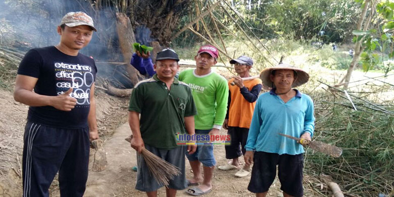 Swadaya Pembangunan Jalan Usaha Tani Desa Tambaksari