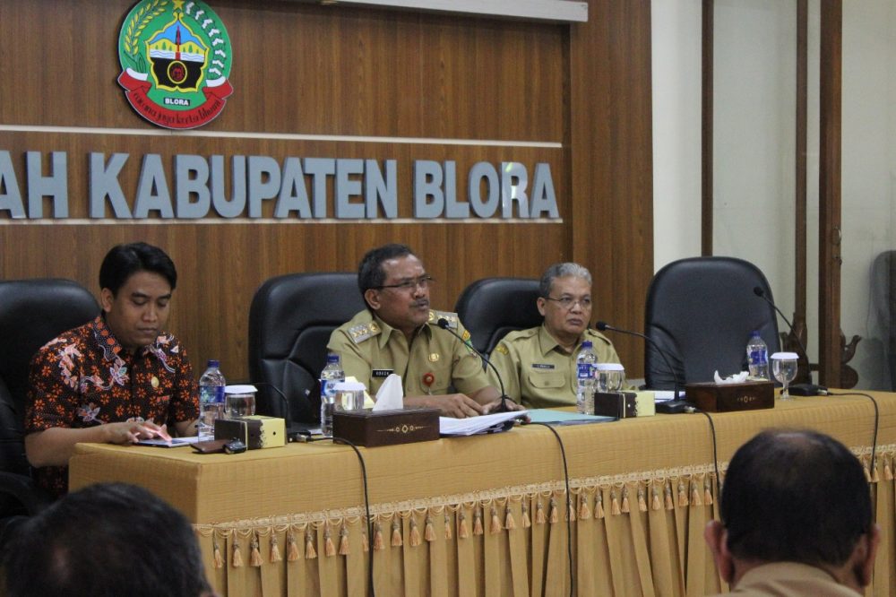 Bupati Djoko Nugroho Menyikapi SKTM Yang Di Duga Salah Sasaran
