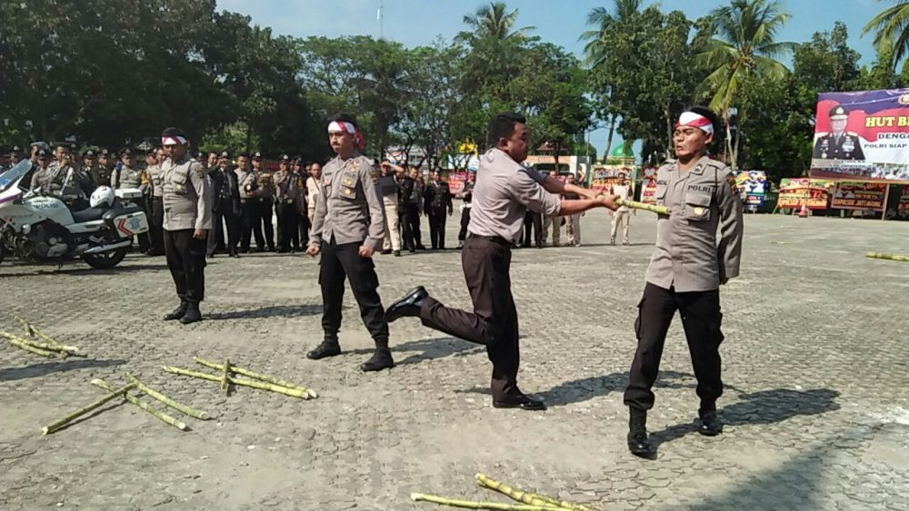 Polres Lampung Selatan Tunjukan Berbagai Atraksi