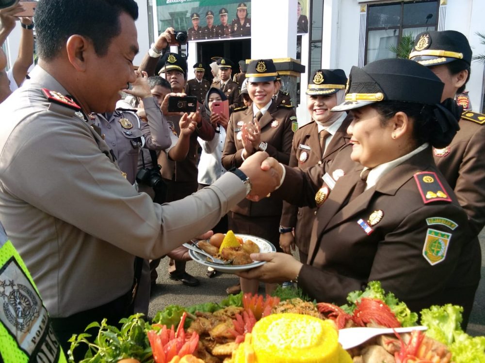 Kapolres Lampung Selatan Berikan Kejutan Di Hari Bhakti Adhyaksa