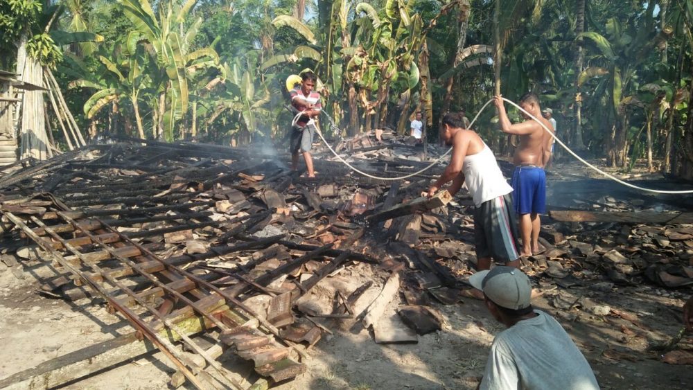 Kandang Sapi Milik Warga Desa Banjarsuri Kecamatan Sidomulyo Ludes Terbakar