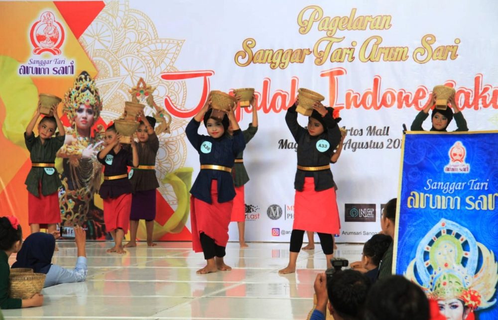 60 Penari Cilik Ramaikan Artos Mall