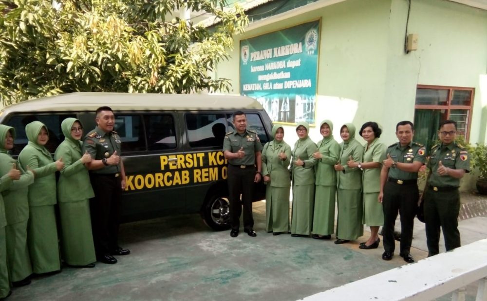 Danrem Dsj Serahkan Dukungan Kendaraan Untuk Persit