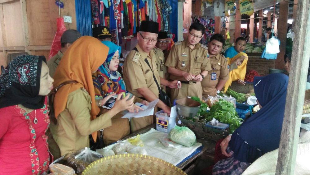 Dinas Peternakan Dan Kesehatan Hewan Sidak Di Pasar Sidomulyo
