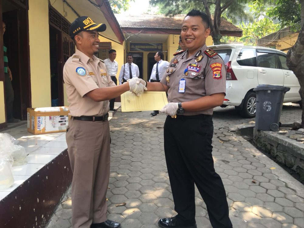 Penyelundupan Ikan Arwana Barhasil Digagalkan KSKP Bakauheni Lampung Selatan