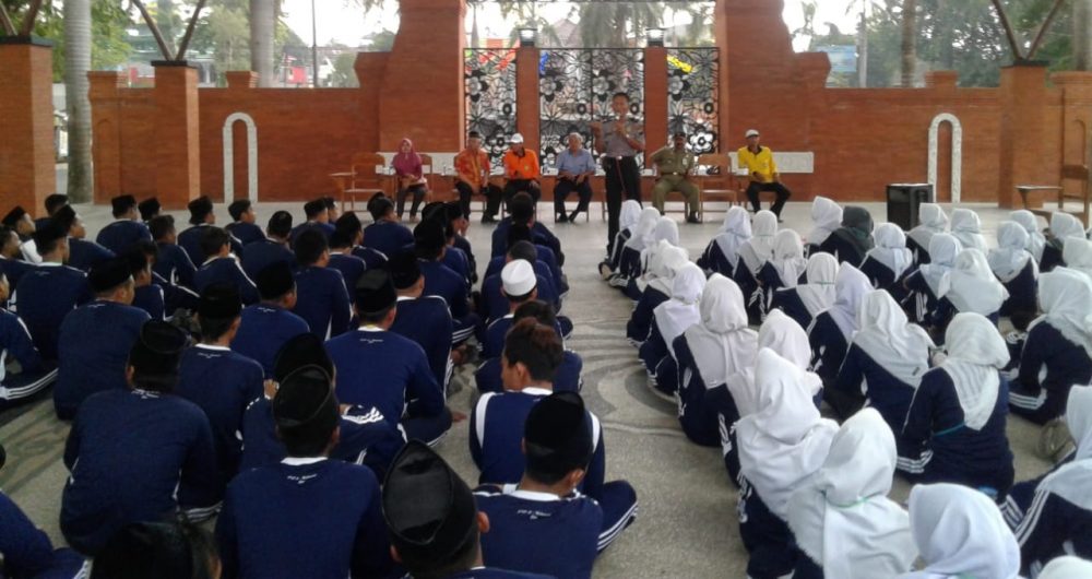 Polsek Cepu Hadir Dalam Ospek STAI Al Muhammad Cepu