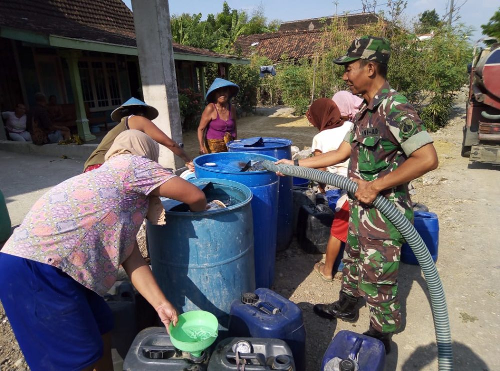 Warga Desa Sonorejo Jakenan Sambut Gembira Bantuan Air Bersih