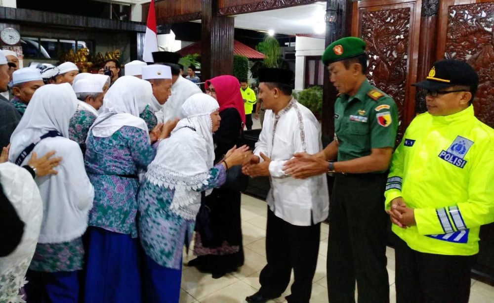 Menyambut Kedatangan 444 Jamaah Haji dari Tanah Suci Mekkah