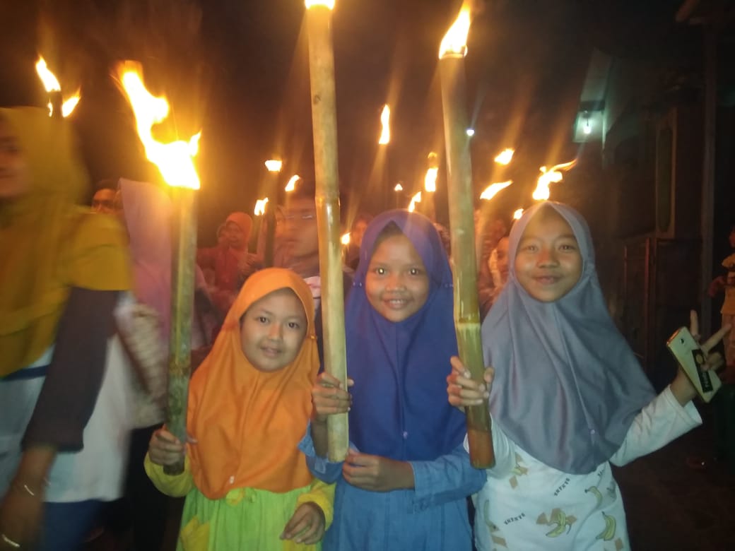 Ribuan Obor Meriahkan Pawai Taaruf di Rempoah