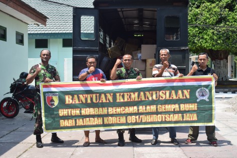 Korem 081/DSJ Madiun Kirim Bantuan Kemanusiaan Untuk Korban Gempa dan Tsunami
