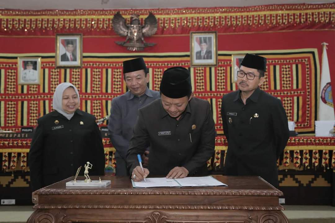 DPRD Lampung Selatan Sahkan 3 Paket Ranperda