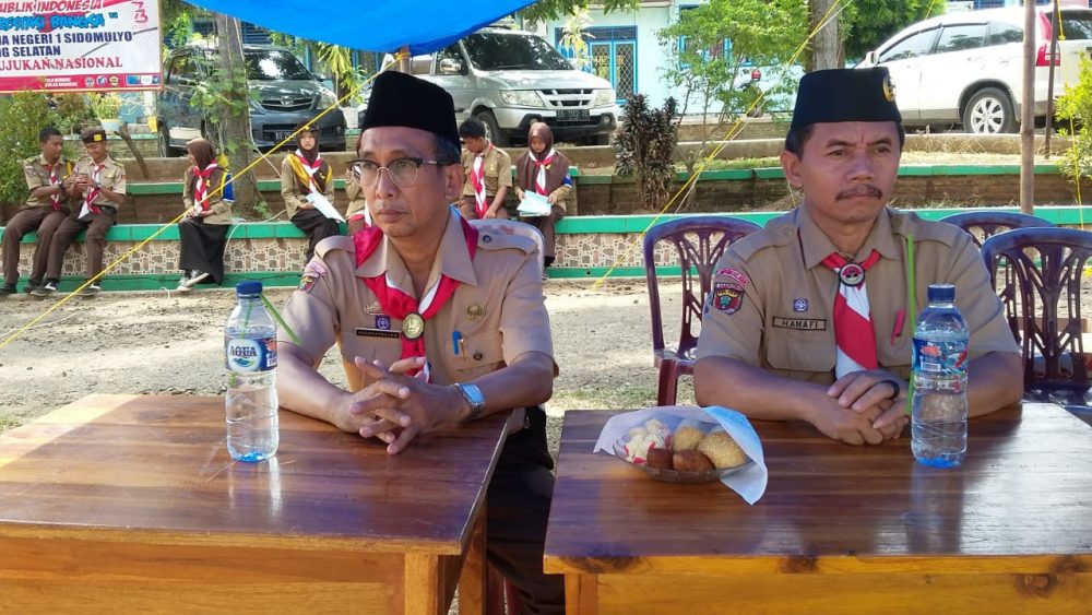 Hidayatullah Pramuka Dapat Membentuk Karakter Siswa