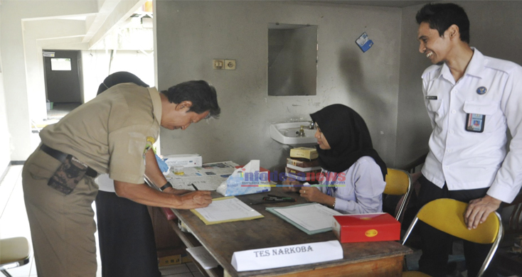 Ratusan Pejabat Banyumas Ikuti Tes Urine Narkoba