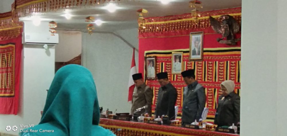 Paripurna DPRD Lamsel Di Percepat