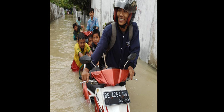 Puluhan Rumah Didesa Rangai Tritungal Lampung Selatan Terendam Air