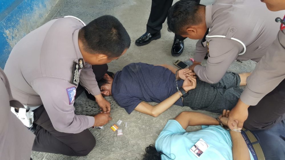 Dua Warga Kalianda Kedapatan Membawa Sabu Dibekuk Satlantas