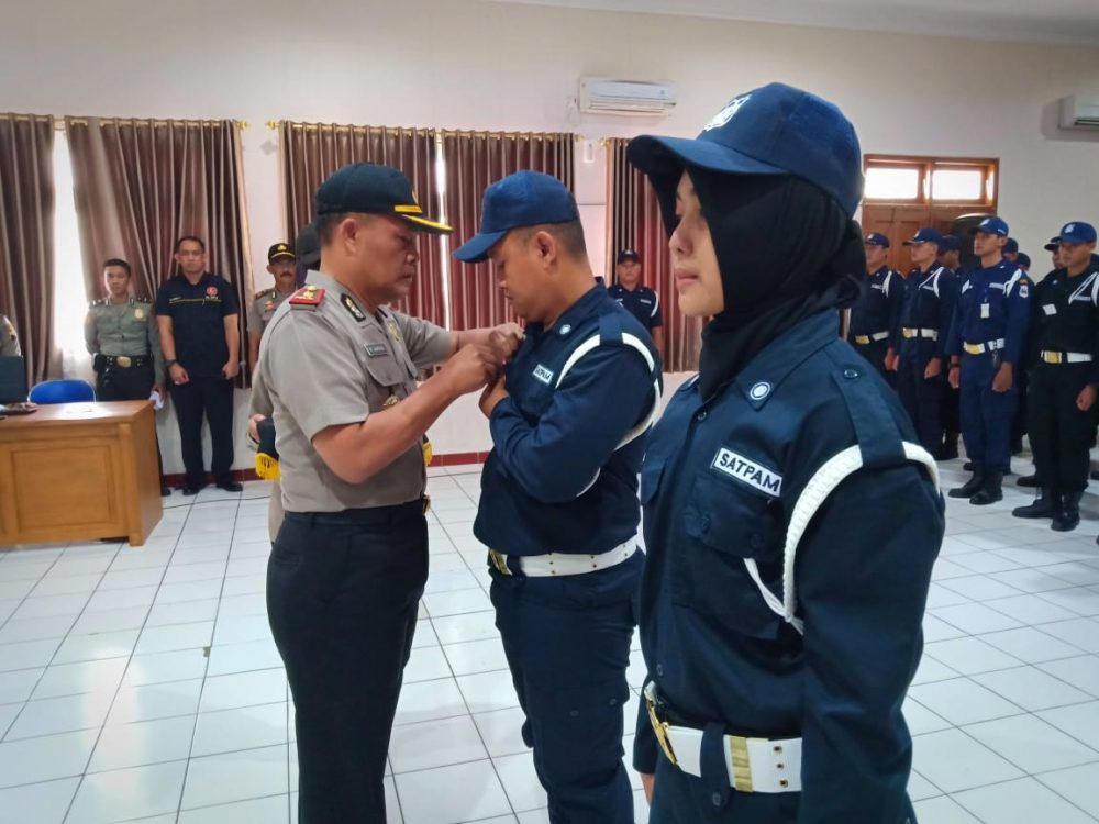 Puluhan Satpam Mendapat Diksar Gada Pratama Dari Polres Blora