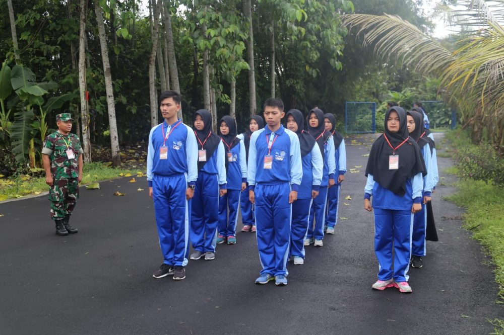 Korem 071/Wk Bekali Bela Negara Calon Pendidik