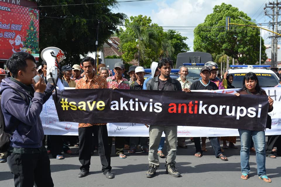 Unjuk Rasa KRPK : Stop Kriminalisasi Aktivis Anti Korupsi