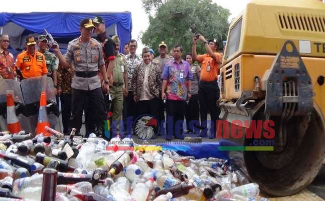 Polrestabes Semarang Musnahkan Ribuan Miras Oplosan Dan Ciu