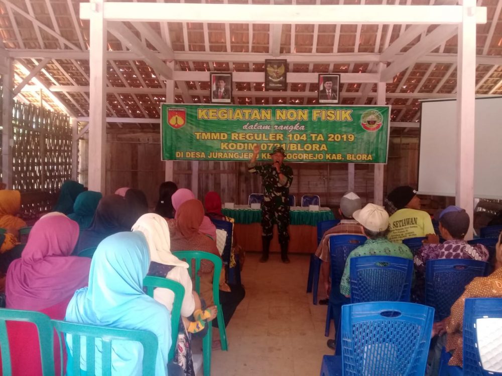 Danramil Ini Berikan Penyuluhan Kenakalan Remaja di Lokasi TMMD
