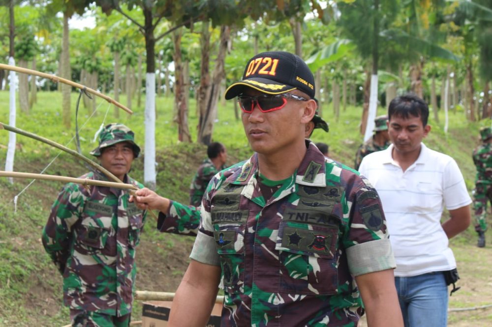 Dandim Cek Kesiapan Lapangan Upacara Penutupan TMMD