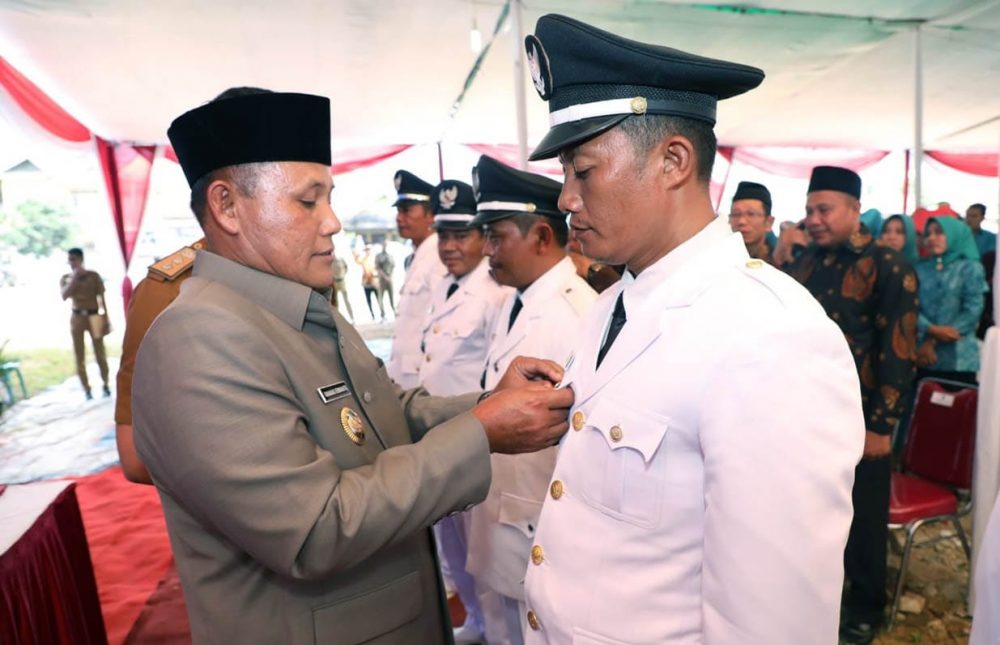 Nanang Lantik Lima Pj Kades Diwilayah Kecamatan Tanjung Bintang