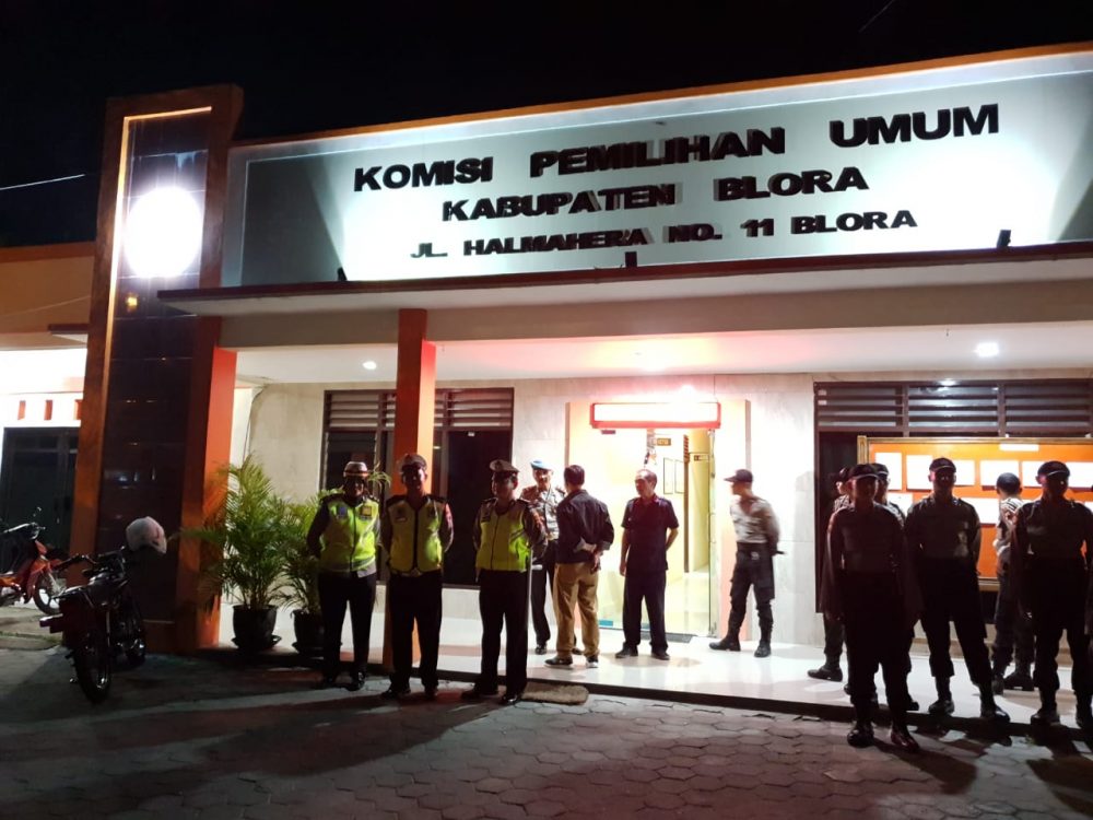 Kantor Bawaslu, KPU, gudang logistik Pemilu 2019 Dijaga Ketat Polres Blora