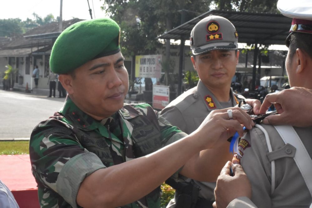 Dandim Madiun Bersama Kapolres Pimpin Apel Konsolidasi Operasi Ketupat Semeru 2019 Dan Pengamanan Sidang PHPU