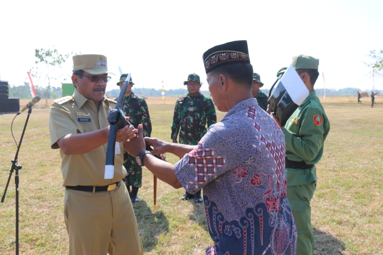 TMMD SENGKUYUNG TAHAP II RESMI DIBUKA BUPATI DI DESA BOTORECO