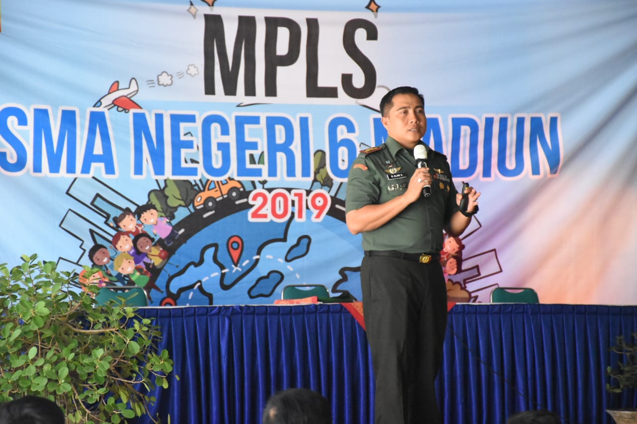 Bentuk Karakter Pelajar, Dandim 0803/Madiun Berikan Wasbang Arti Dan Makna Bela Negara