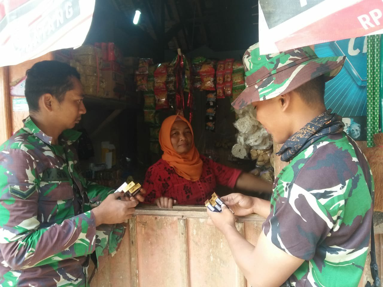 TMMD Berikan Keberkahan Bagi Suparti Pemilik Toko Kelontong DS. Dompyong
