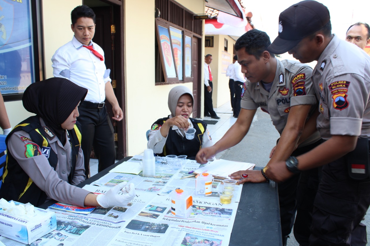 Mendadak Anggota Polres Blora di Tes Urine, Hasilnya Menakjubkan