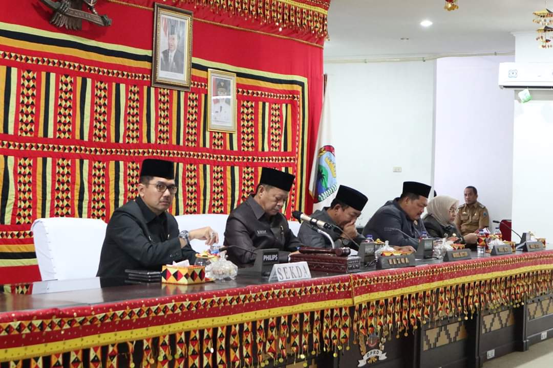 Sekda Lamsel Sampaikan Ranperda APBD-P 2019
