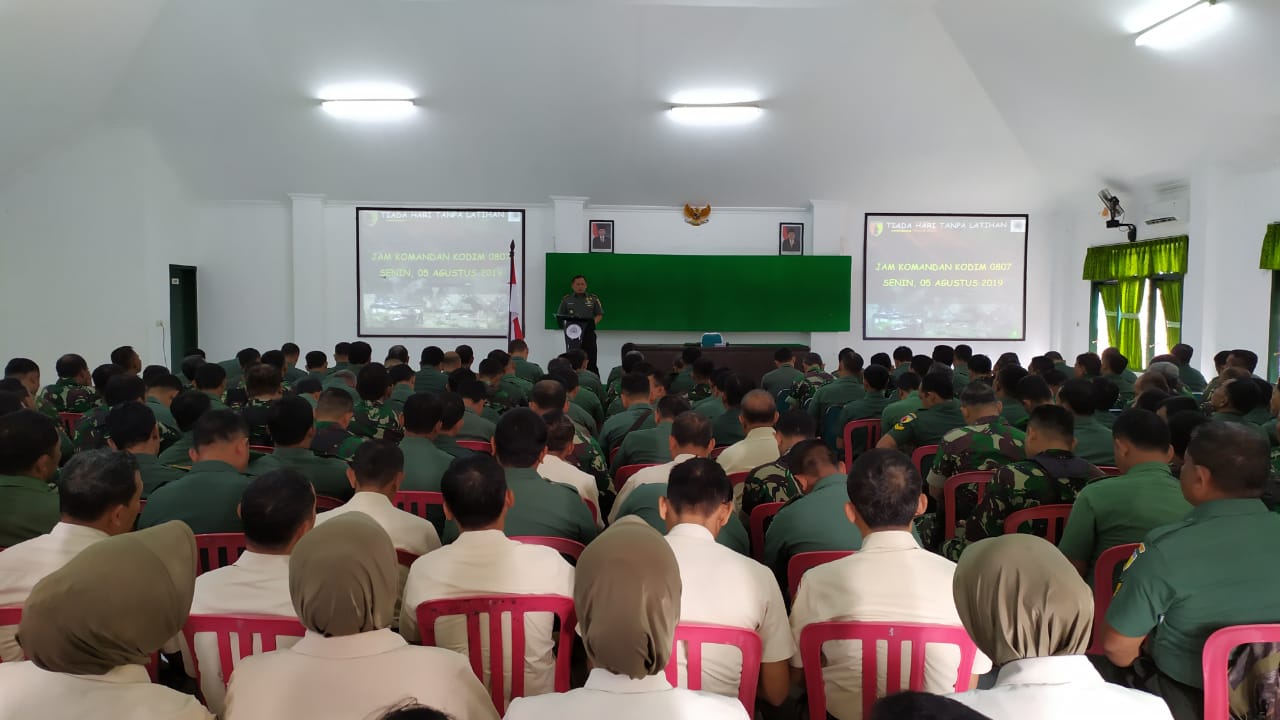 Kumpulkan Anggota, Dandim Tulungagung Ajak Untuk Bijak Dalam Menggunakan Media Sosial