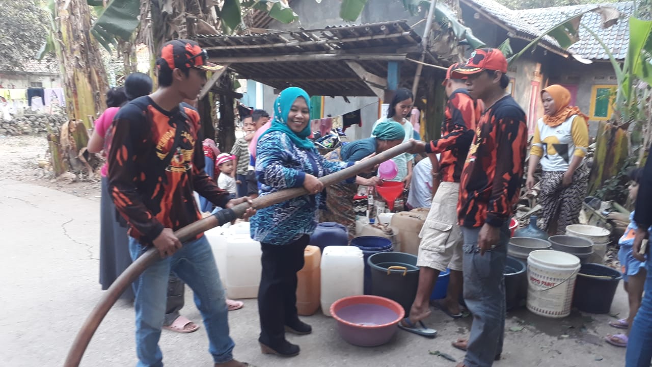 Ormas Pemuda Pancasila Bantu Warga Nambo Air Bersih