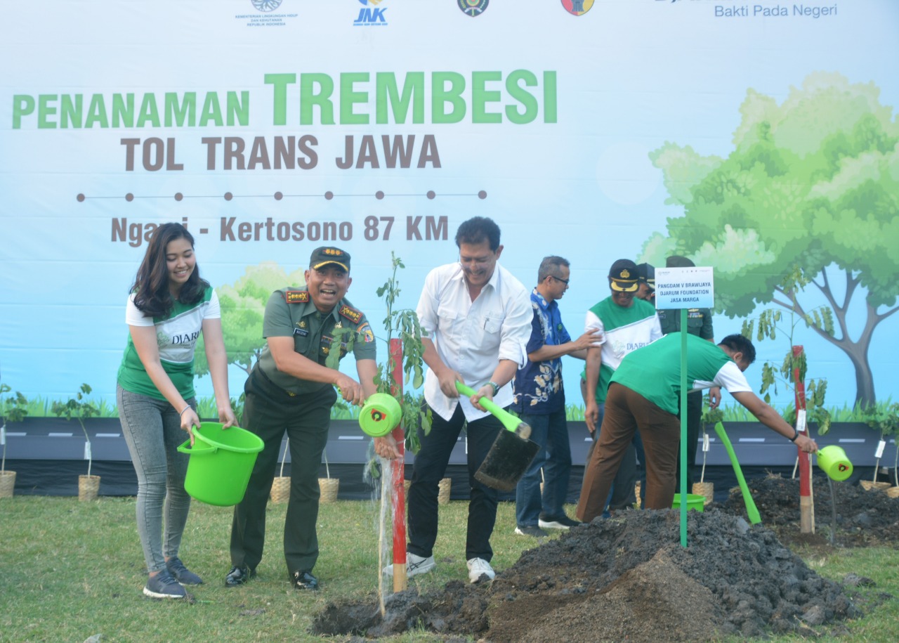 Danrem 081/DSJ Apresiasi Djarum Trees For Life Ruas Tol Ngawi-Kertosono