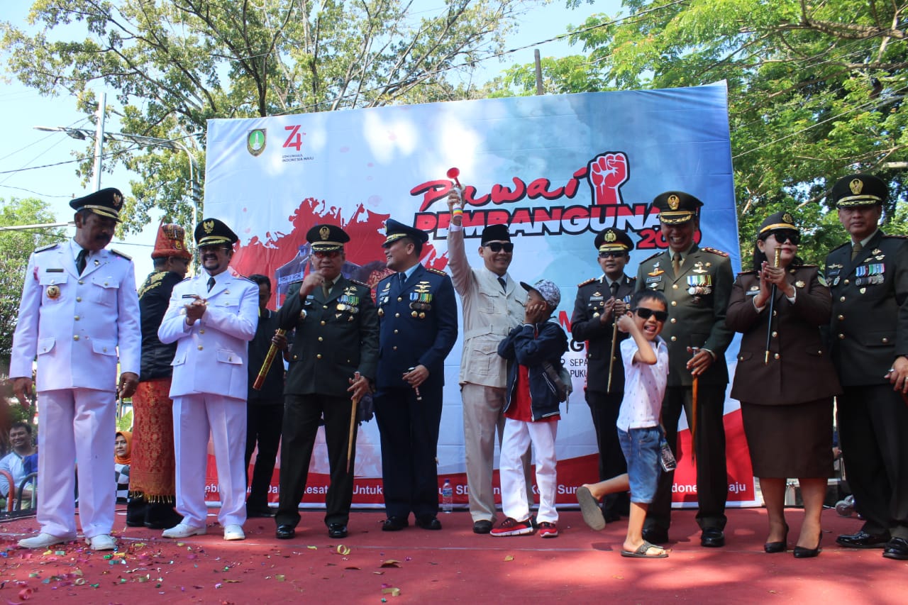 Dandim 0735/Surakarta Bersama Forkopimda Kota Surakarta Ikuti Pawai Pembangunan 2019
