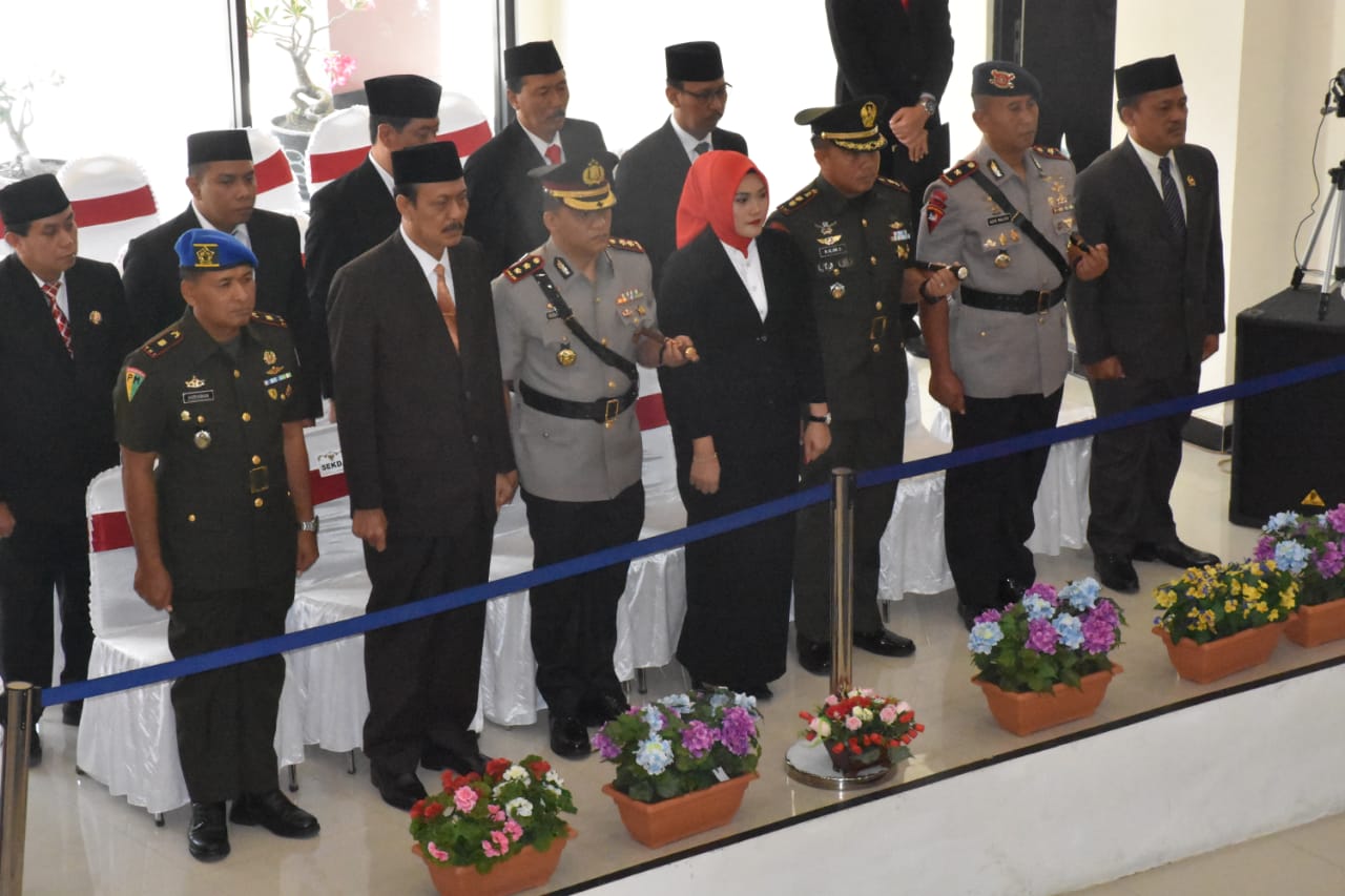 Dandim Madiun Menghadiri Pelantikan Dan Pengambilan Sumpah Anggota DPRD Kota Madiun