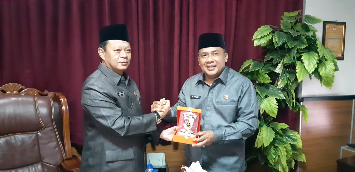 Pertemuan Dua Tokoh Ketua DPRD Dan Ketua Pemuda Pancasila