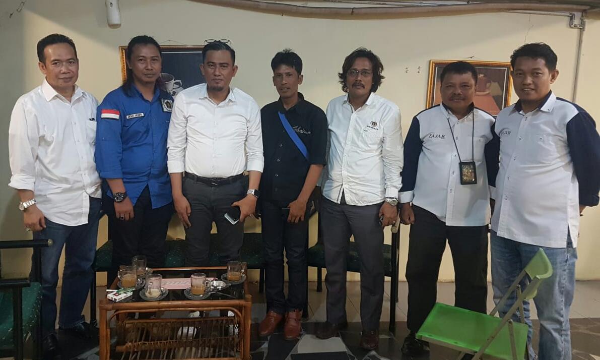 Menciptakan Wartawan Profesionaldi Tiap Kabupaten