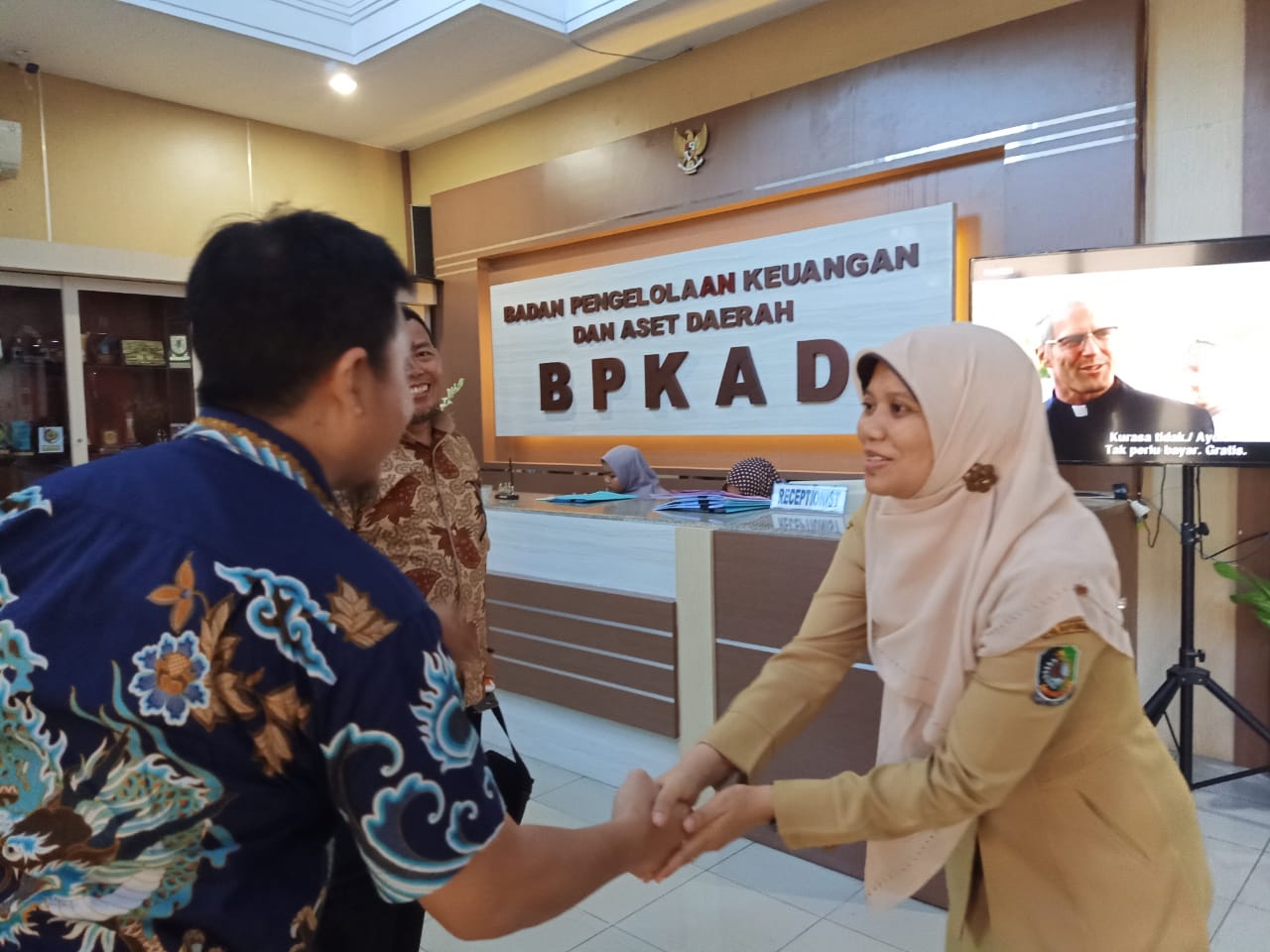 Kepala BPKAD Lutra Boyong Staf di Setiap Bidang ke Banyuwangi Belajar Simran