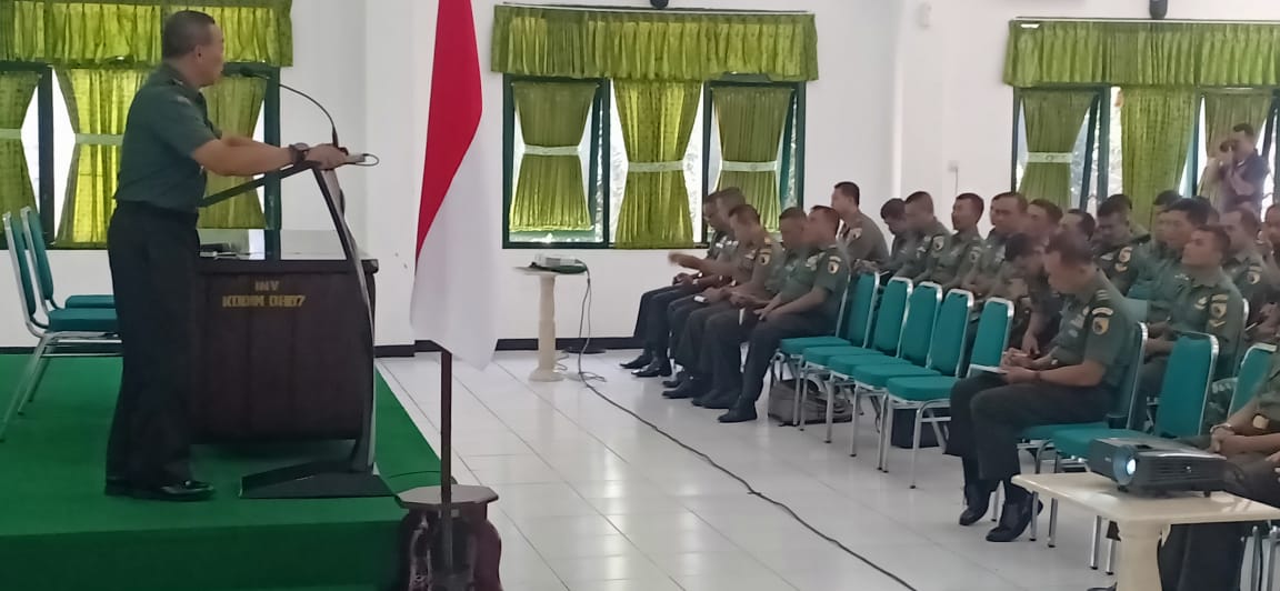 Kasdim Sosialisasikan Penangkalan dan Mitigasi Paham Radikalisme Kepada Anggota Kodim Tulungagung