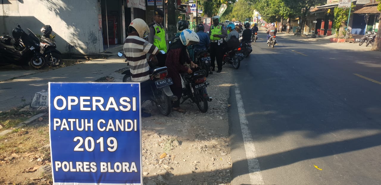 Polres Blora Tindak 1000 Lebih Pelanggar Dalam Delapan Hari Operasi Patuh Candi 2019