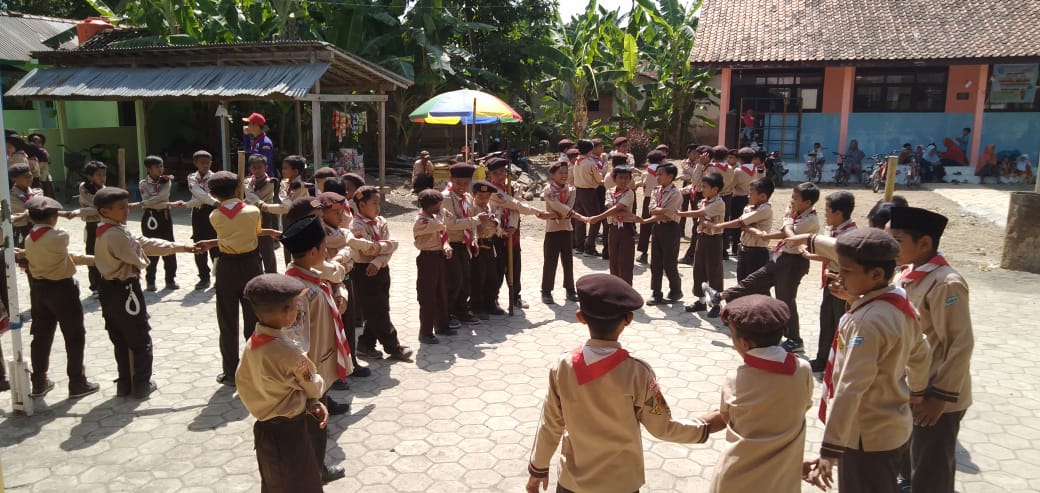Pramuka Penggalang NU Se-Kecamatan Tambak Gelar Latihan Bersama