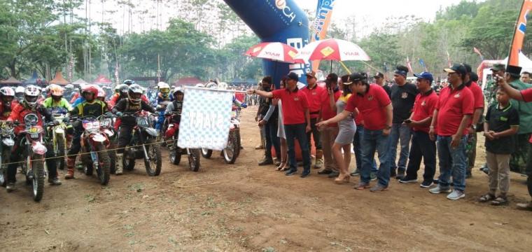Dandim Trenggalek Berangkatkan Adventure Trail dalam Rangka Memperingati Hari Jadi ke-825 Kabupaten Trenggalek