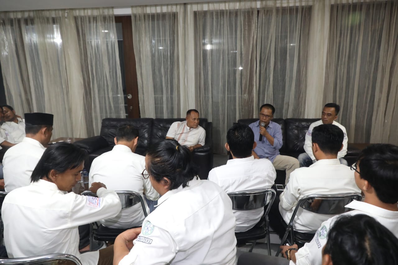 Nanang Terima SMSI Di Rumdin Ngobrol Santai Bareng